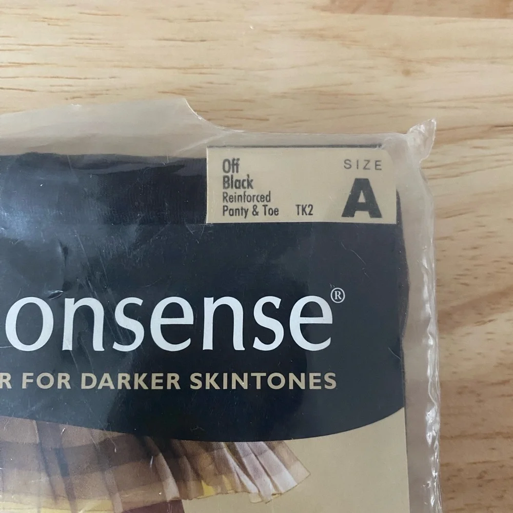 No Nonsense Ultra Sheer Pantyhose Off Black Reinforced Panty Size A
